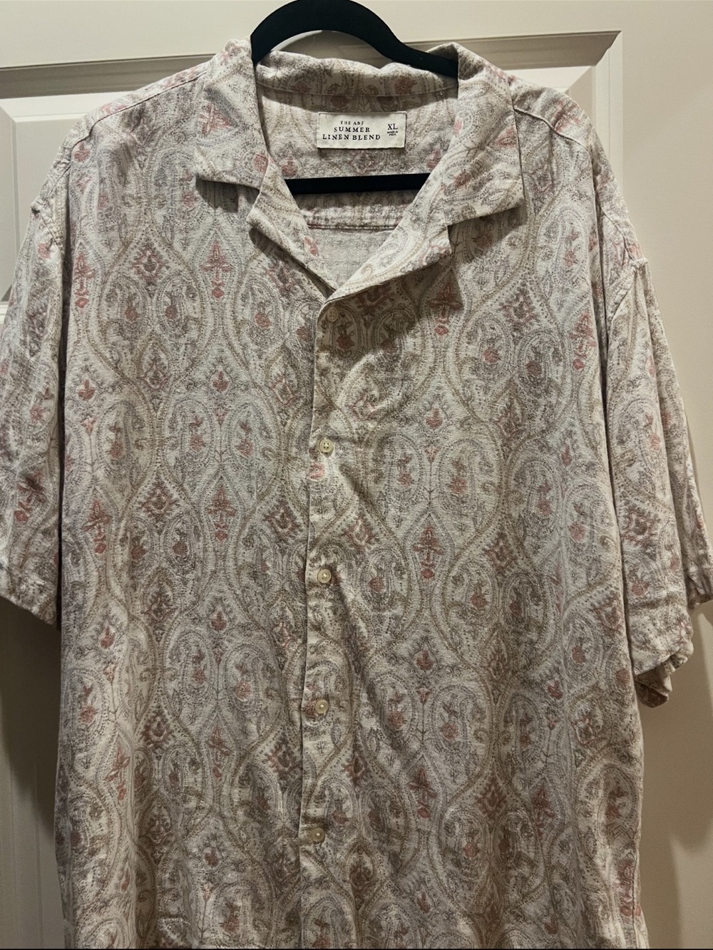 Abercrombie and Fitch Men’s Linen Button Down
